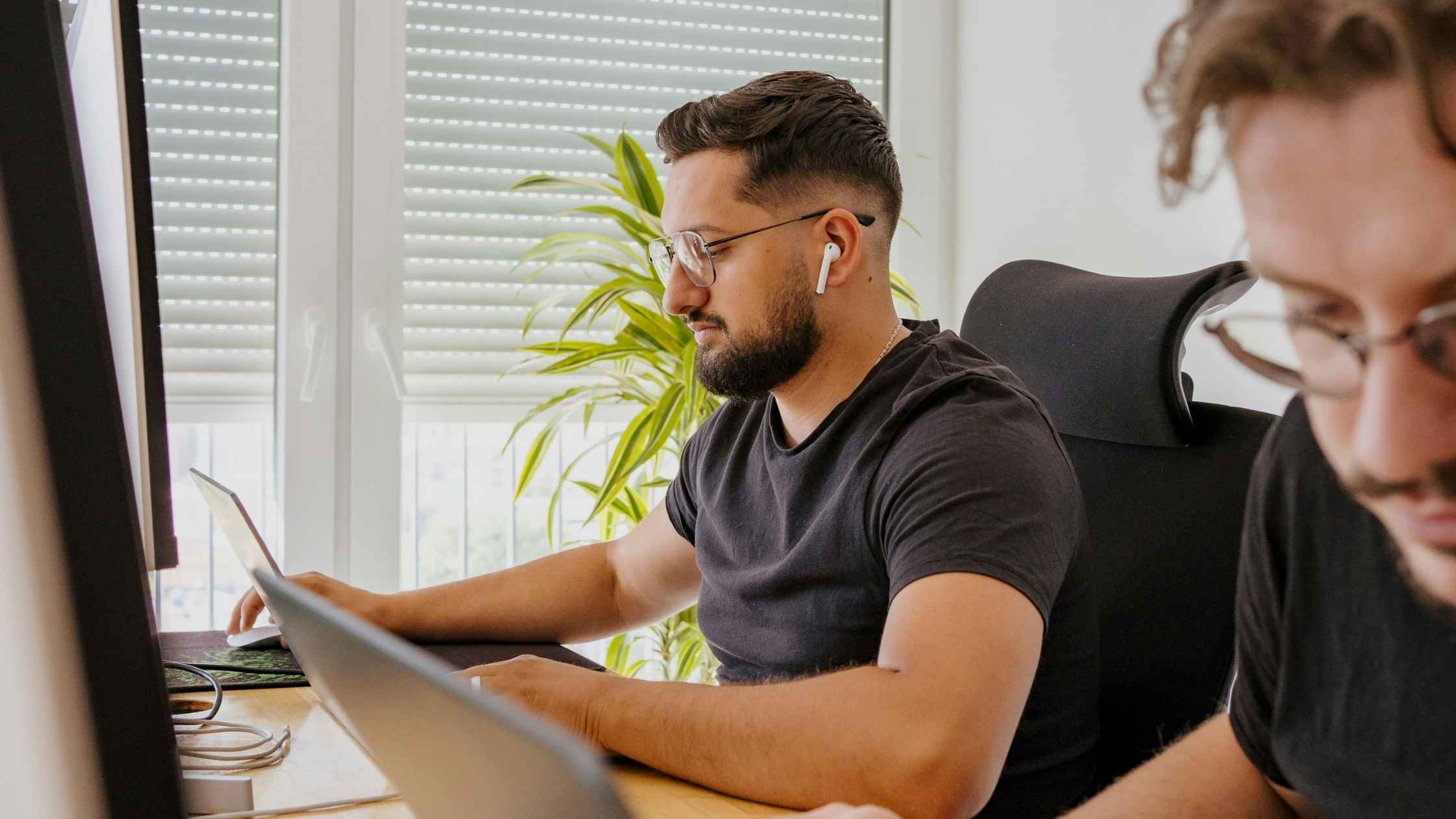 Legal Job Placement and Career Services in the UK: A 2025 Guide